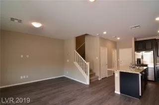 Photo #1: 2236740 Listing