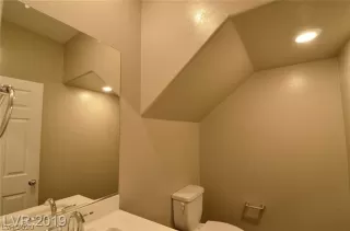 Photo #4: 2236740 Listing