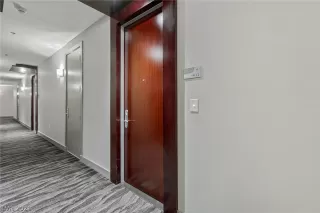 Photo #5: 2236744 Listing