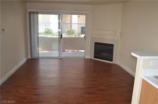 Photo #2: 2236748 Listing