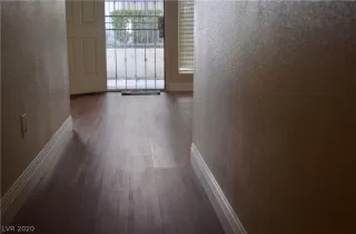 Photo #4: 2236748 Listing