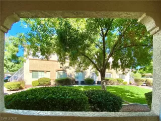 Photo #2: 2236756 Listing