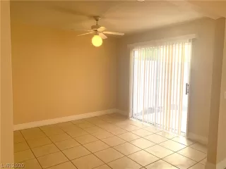 Photo #6: 2236773 Listing