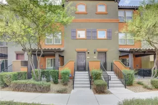 Photo #5: 2236814 Listing