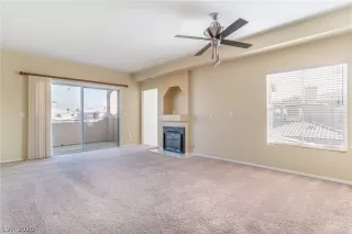 Photo #5: 2236823 Listing