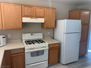 Photo #4: 2236832 Listing