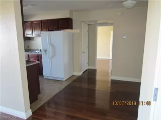 Photo #3: 2236842 Listing 