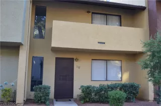 Photo #1: 2236869 Listing 