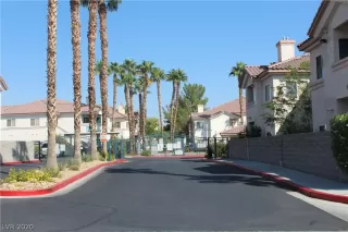 Photo #1: 2236888 Listing 