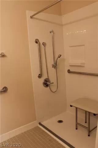 Photo #6: 2236888 Listing 