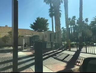 Photo #3: 2237051 Listing 