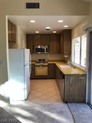 Photo #3: 2237058 Listing 