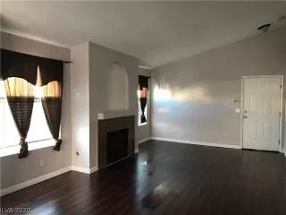 Photo #2: 2237069 Listing 