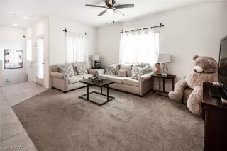 Photo #3: 2237090 Listing 