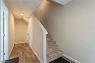 Photo #5: 2237101 Listing