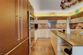 Photo #6: 2237123 Listing 