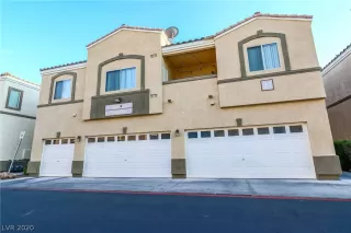 Photo #2: 2237198 Listing 