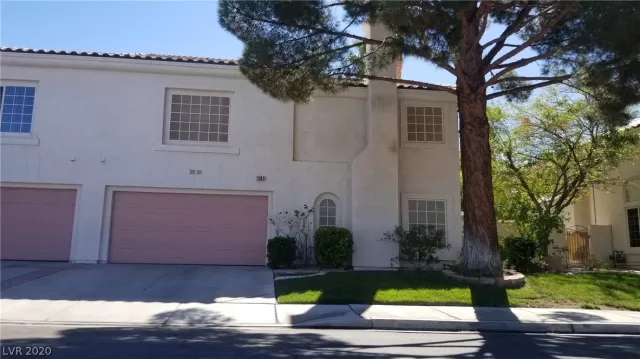 MLS: 2237222 Condo For Sale