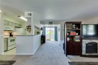 Photo #4: 2237260 Listing 