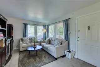 Photo #5: 2237260 Listing 