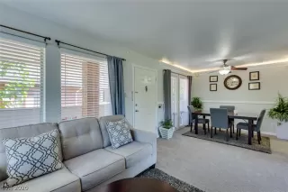 Photo #6: 2237260 Listing 