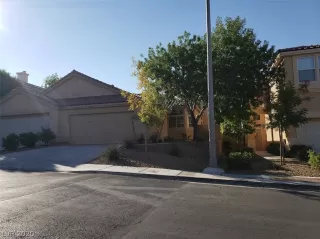 Photo #1: 2237295 Listing