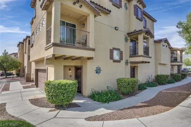 MLS: 2237321 Condo For Sale