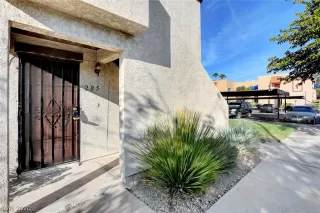 Photo #6: 2237355 Listing