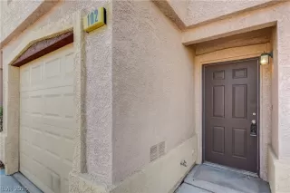 Photo #3: 2237377 Listing 