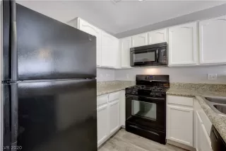 Photo #6: 2237377 Listing 