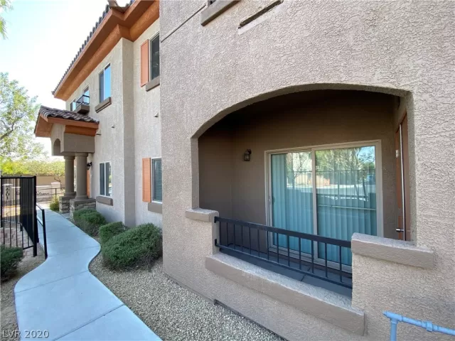 MLS: 2237393 Condo For Sale