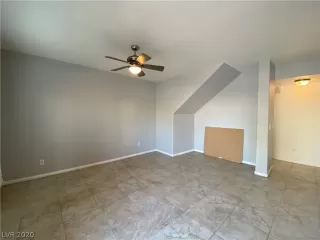 Photo #2: 2237393 Listing