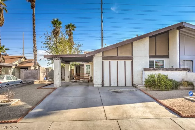 MLS: 2237489 Condo For Sale