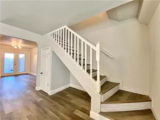 Photo #4: 2237500 Listing