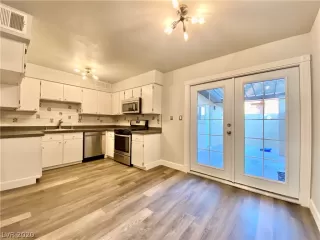 Photo #6: 2237500 Listing