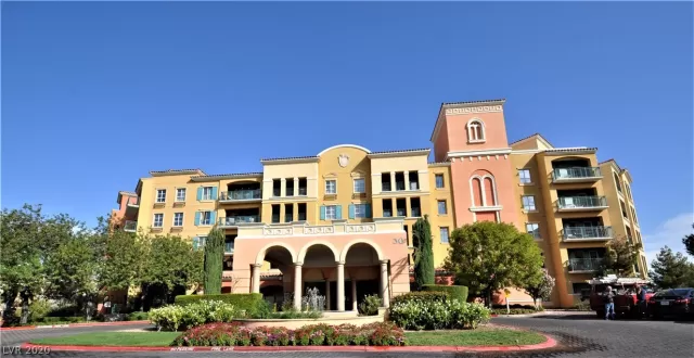 MLS: 2237516 Condo For Sale