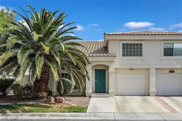 MLS: 2237605 Condo For Sale