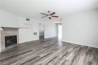 Photo #4: 2237620 Listing 