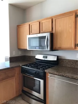 Photo #5: 2237680 Listing 