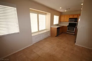 Photo #5: 2237700 Listing 