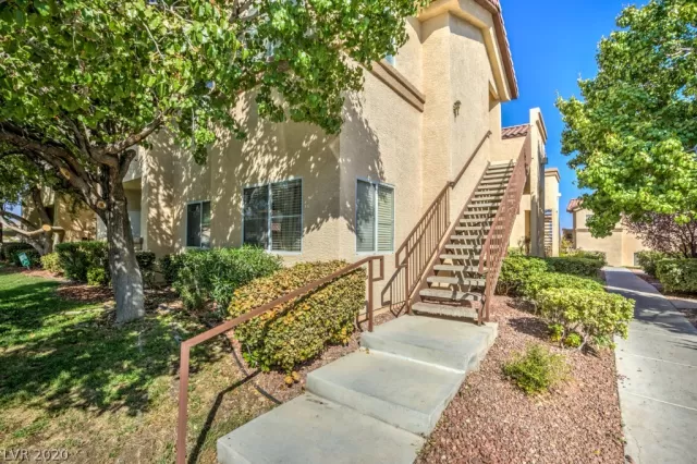 MLS: 2237715 Condo For Sale