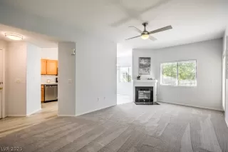 Photo #4: 2237715 Listing