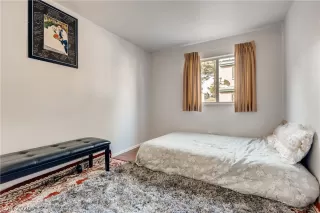 Photo #5: 2237726 Listing