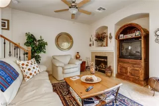 Photo #2: 2237733 Listing 