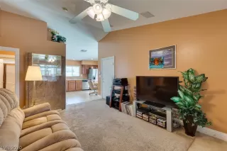 Photo #5: 2237746 Listing 