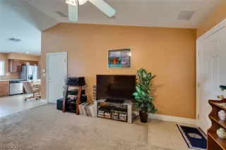 Photo #6: 2237746 Listing 