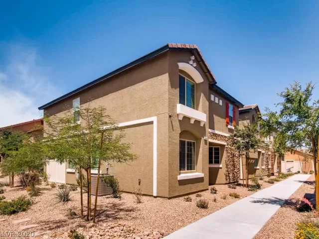 MLS: 2237751 Condo For Sale