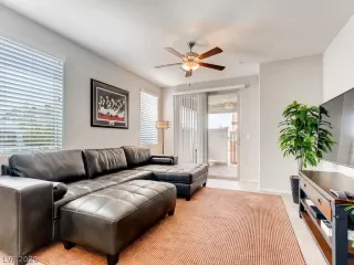 Photo #1: 2237751 Listing 