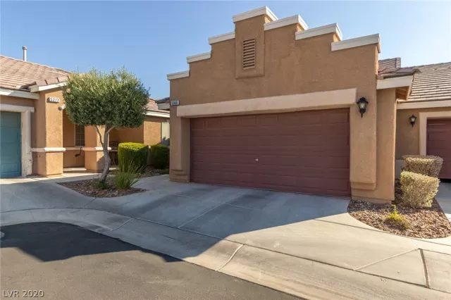 MLS: 2237757 Condo For Sale