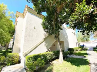 Photo #1: 2237773 Listing 